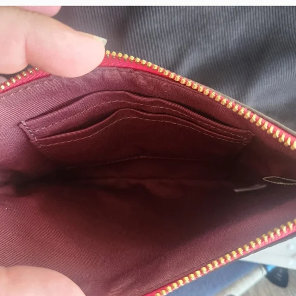 Coach Pink Corner Zip Leather Wristlet EUC - Picture 5 of 5